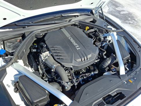 Certified 2025 Genesis G70 3.3T Advanced image 28