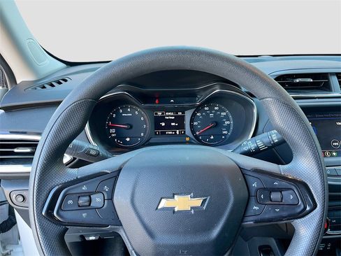 Used 2023 Chevrolet TrailBlazer LT image 11