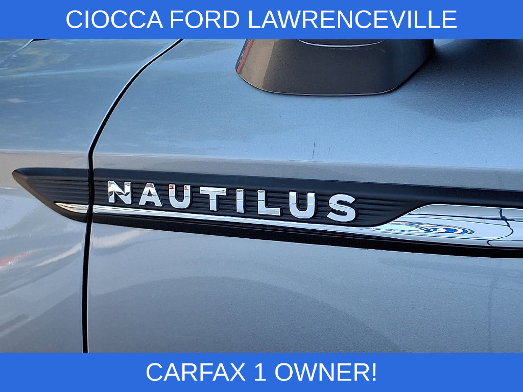 Used 2023 Lincoln Nautilus Reserve AWD/4WD image 32