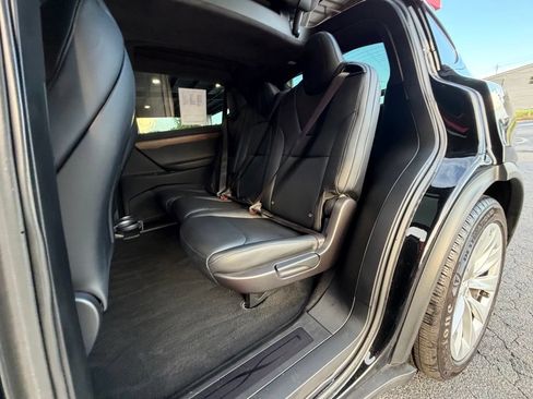 Used 2023 Tesla Model X AWD/4WD image 30