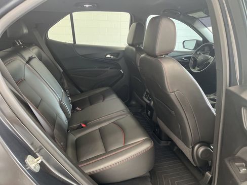 Used 2022 Chevrolet Equinox RS w/ RS Leather Package FWD image 31