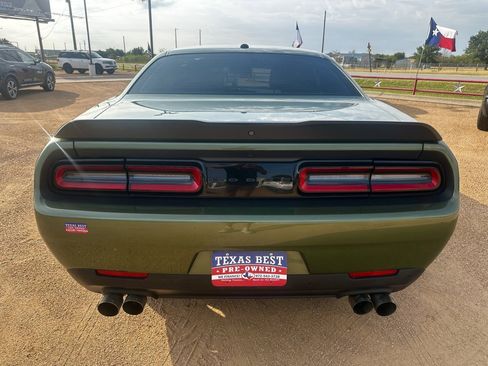 Used 2021 Dodge Challenger GT w/ Blacktop Package image 7