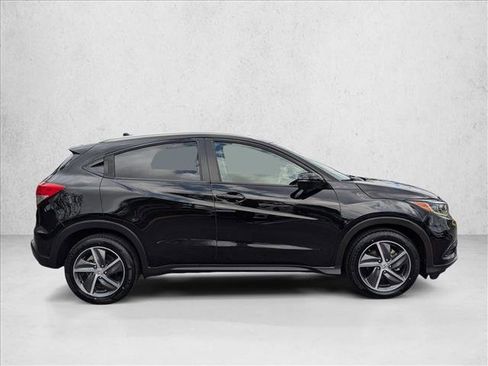 Used 2021 Honda HR-V EX-L image 4