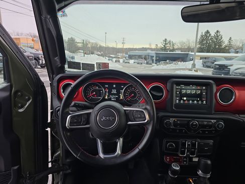 Used 2021 Jeep Gladiator Rubicon w/ Safety Group image 15