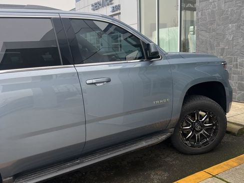 Used 2016 Chevrolet Tahoe LT w/ Luxury Package image 13