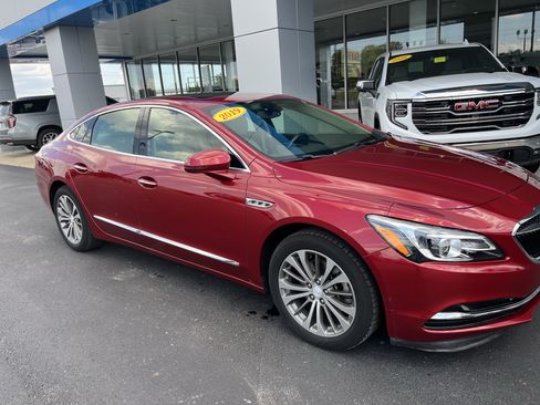 Used 2019 Buick LaCrosse Essence w/ Sun and Shade Package FWD image 8