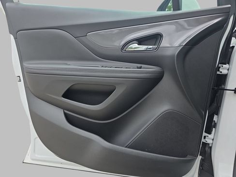 Certified 2022 Buick Encore Preferred w/ Safety Package FWD image 29