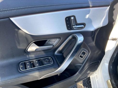 Used 2025 Mercedes-Benz CLA 250 4MATIC image 37