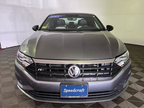 Used 2021 Volkswagen Jetta R-Line w/ R-Line Cold Weather Package image 2