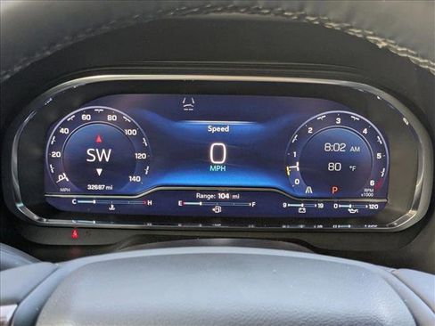 Used 2023 Chevrolet Tahoe High Country RWD image 3