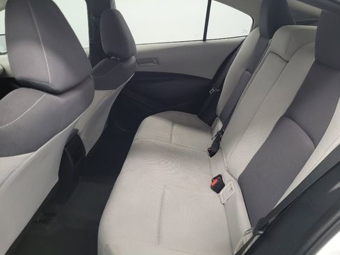 Used 2022 Toyota Corolla LE FWD image 18