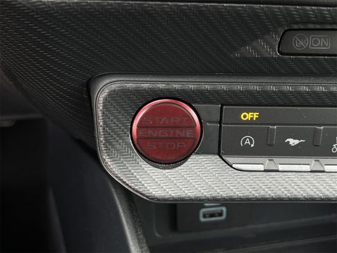 Used 2024 Ford Mustang Coupe image 17