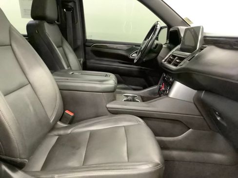 Used 2021 Chevrolet Tahoe Z71 w/ Z71 Signature Package AWD/4WD image 33