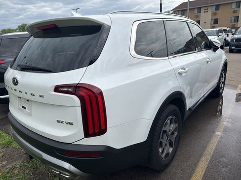 Used 2020 Kia Telluride EX FWD image 3