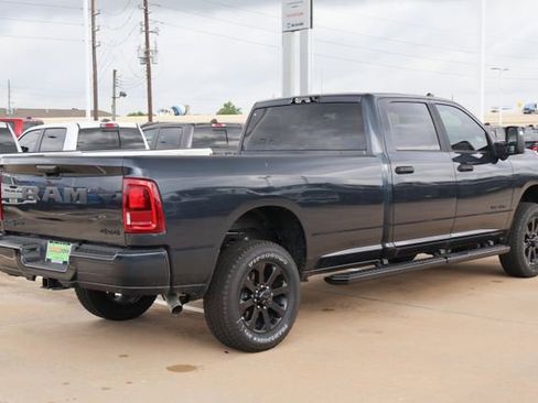 New 2026 RAM 2500 Big Horn AWD/4WD image 6