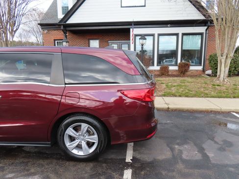 Used 2020 Honda Odyssey EX-L image 4