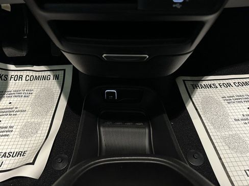 New 2026 Chrysler Pacifica Select w/ S Appearance Package image 32