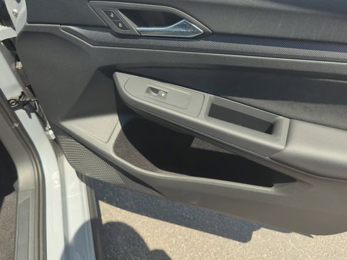 New 2025 Volkswagen Golf SE image 16