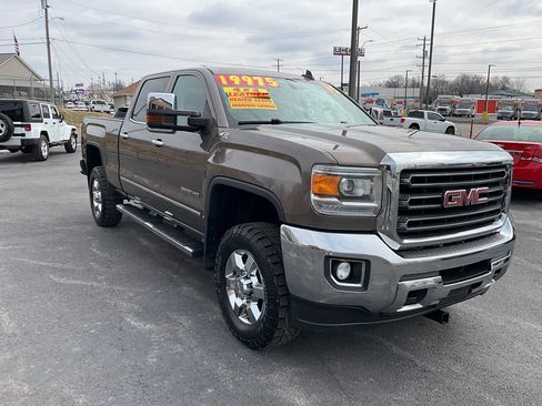 Used 2015 GMC Sierra 2500 SLT w/ Snow Plow Prep Package image 6