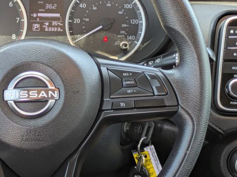 Used 2023 Nissan Versa S image 18