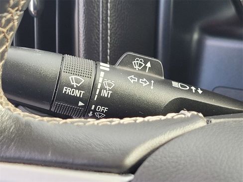 Used 2017 GMC Sierra 1500 SLE w/ SLE Value Package image 25