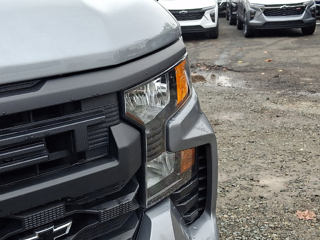 Used 2024 Chevrolet Silverado 1500 Custom AWD/4WD image 36