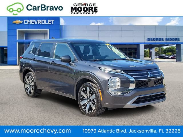 Used 2025 Mitsubishi Outlander SE FWD 360° Tour