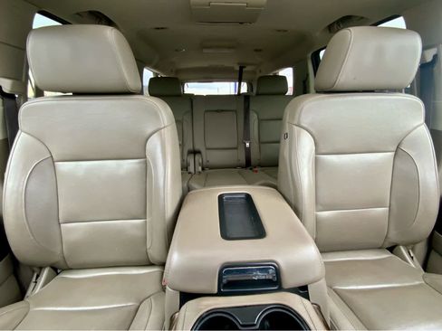 Used 2019 GMC Yukon XL SLT w/ Open Road Package image 33