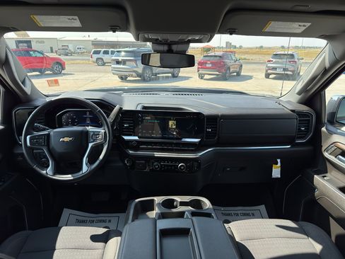 Used 2023 Chevrolet Silverado 1500 LT image 15
