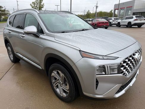 Used 2022 Hyundai Santa Fe SEL w/ Convenience + Premium Package AWD/4WD image 7