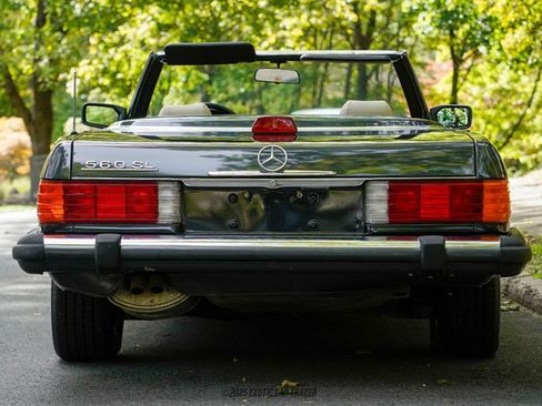 Used 1986 Mercedes-Benz 560 SL image 7