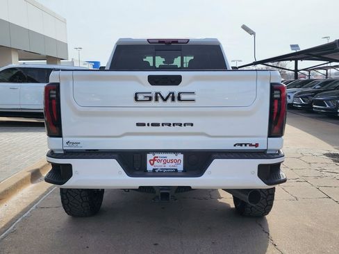 New 2026 GMC Sierra 2500 AT4 w/ AT4 Premium Plus Package image 4