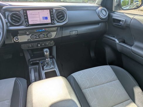 Used 2023 Toyota Tacoma TRD Off-Road RWD image 17