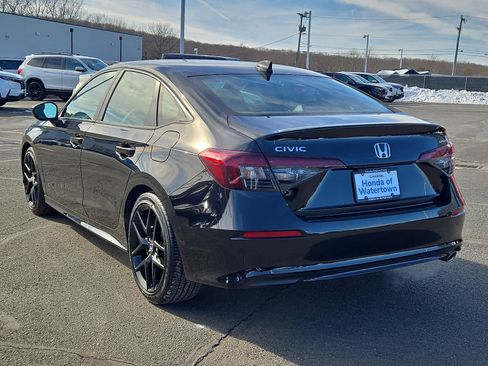 Used 2025 Honda Civic Sport image 7