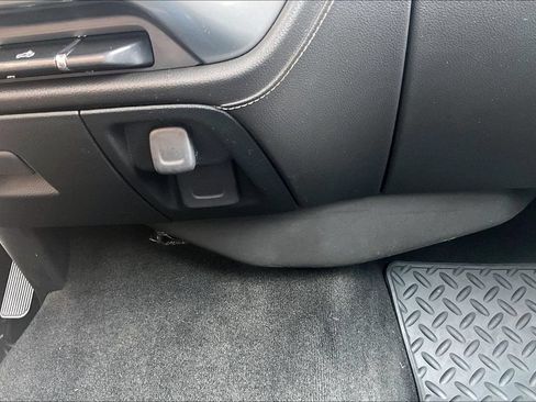 Used 2014 Chevrolet Silverado 1500 LTZ AWD/4WD image 30