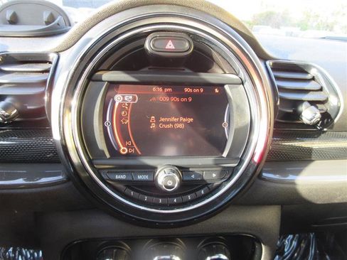 Used 2017 MINI Cooper Clubman S image 24