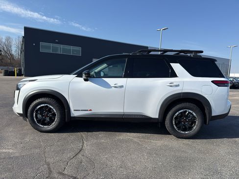 New 2026 Nissan Pathfinder Rock Creek w/ Rock Creek Premium Package image 5