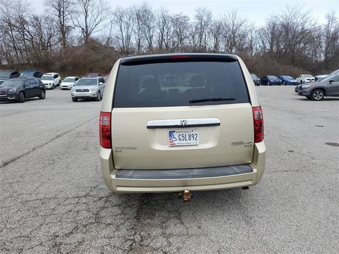 Used 2010 Dodge Grand Caravan SXT w/ Family Value Group image 5
