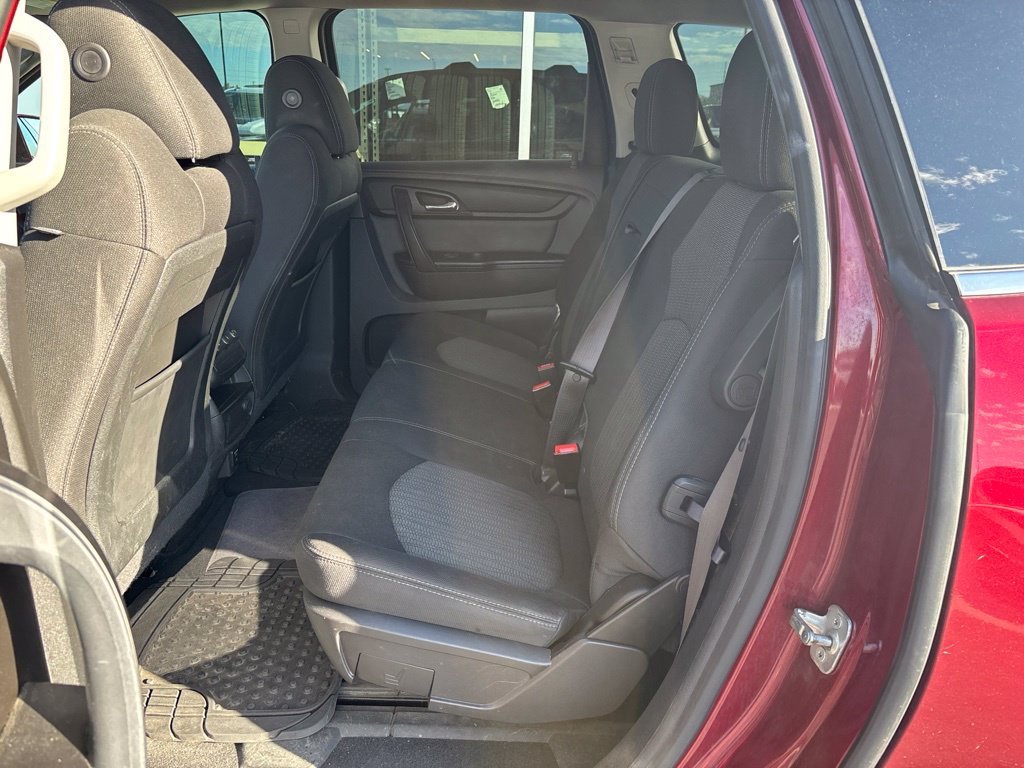 Used 2015 Chevrolet Traverse LT AWD/4WD image 11