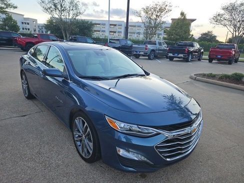 Used 2024 Chevrolet Malibu LT image 4