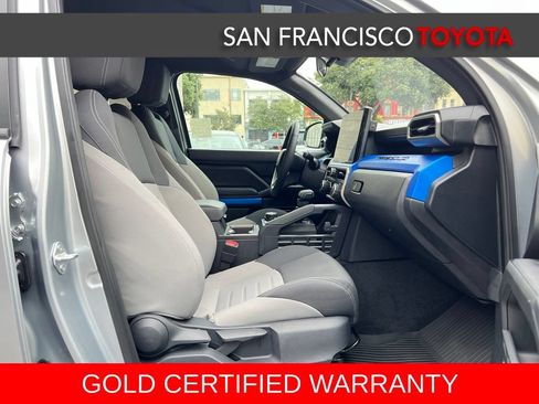 Certified 2025 Toyota Tacoma TRD Off-Road AWD/4WD image 19