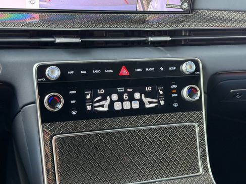 New 2026 Genesis GV80 3.5T e-SC AWD/4WD image 21