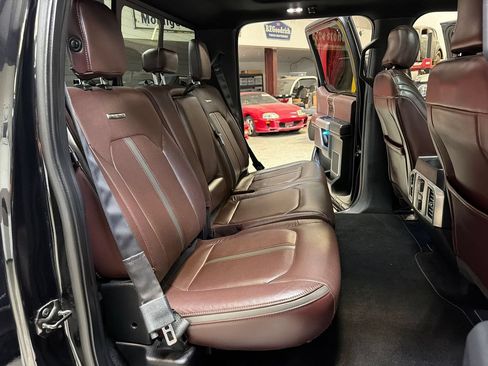 Used 2016 Ford F150 Platinum w/ Equipment Group 701A Luxury RWD image 43