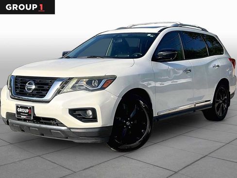 Used 2017 Nissan Pathfinder Platinum w/ Midnight Edition Package FWD image 1