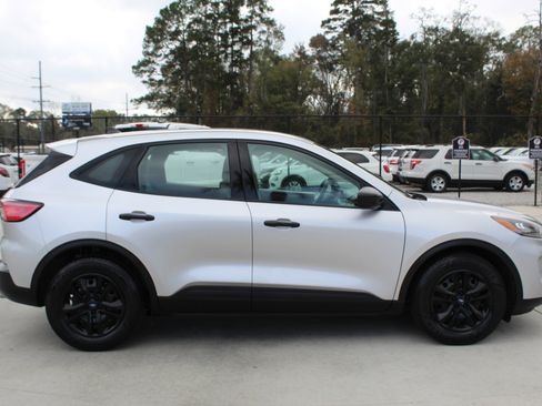 Used 2020 Ford Escape S image 10
