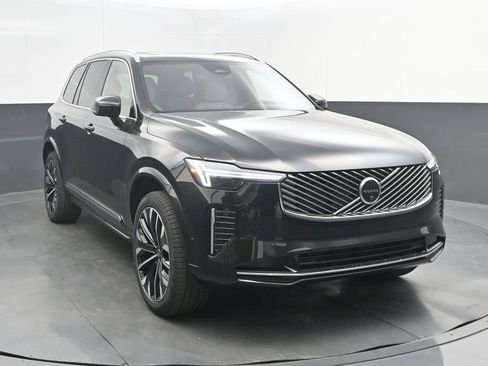 New 2026 Volvo XC90 B6 Ultra w/ Lounge Package AWD/4WD image 9