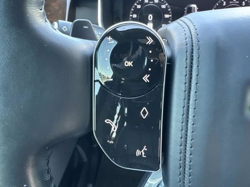 Used 2021 Land Rover Range Rover image 28