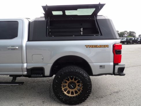 Used 2023 Ford F250 Platinum w/ Tremor Off-Road Package AWD/4WD image 52