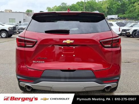 Used 2023 Chevrolet Blazer LT FWD image 6