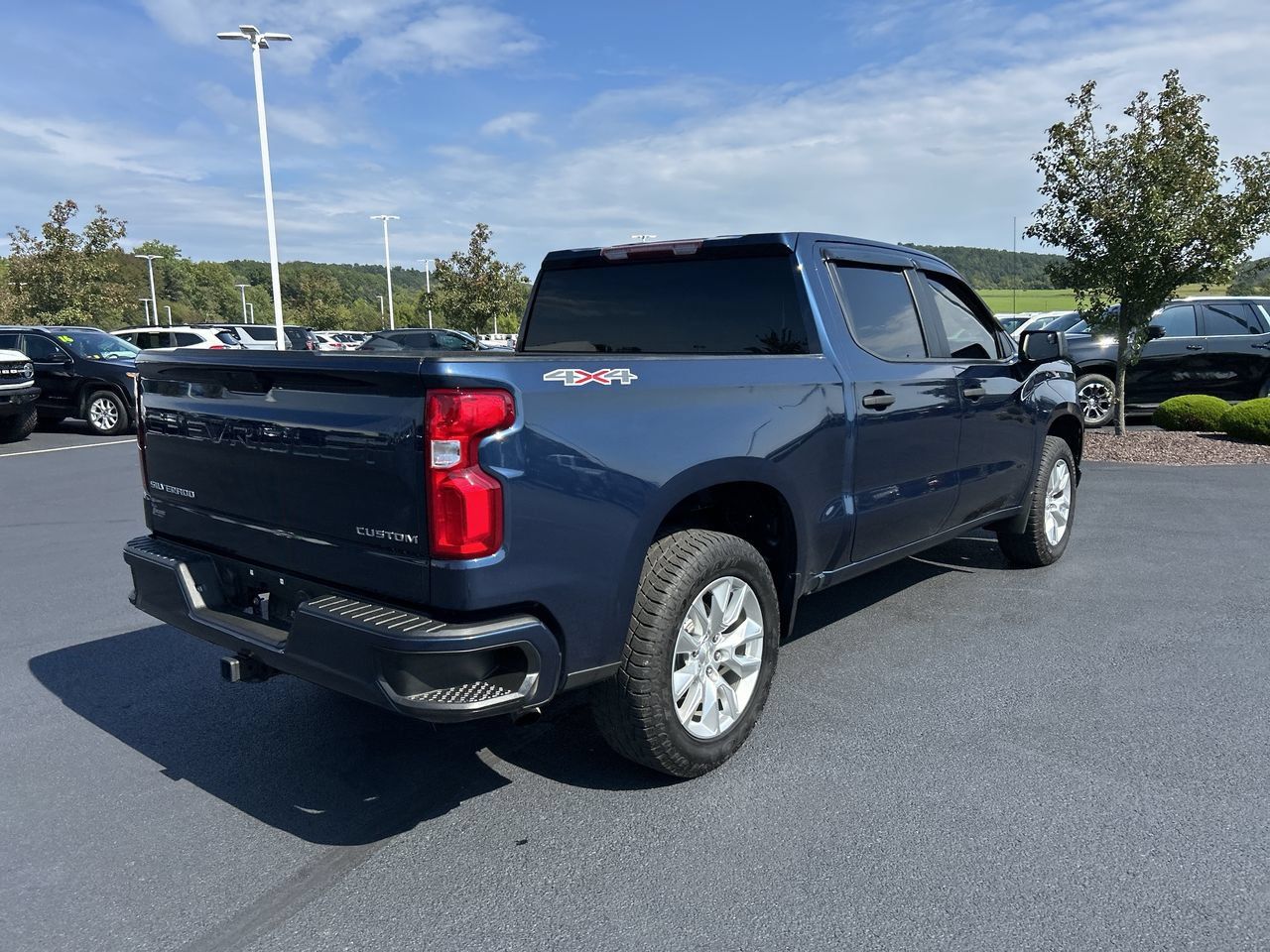 Used 2021 Chevrolet Silverado 1500 Custom AWD/4WD image 7